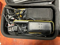 2 walkietalkies motorola - afbeelding 1 van  6