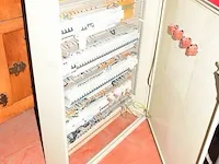 2 waterontkalkers, elektriciteitskast, boiler - afbeelding 6 van  13