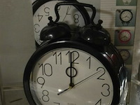 2 wekkers - afbeelding 3 van  3