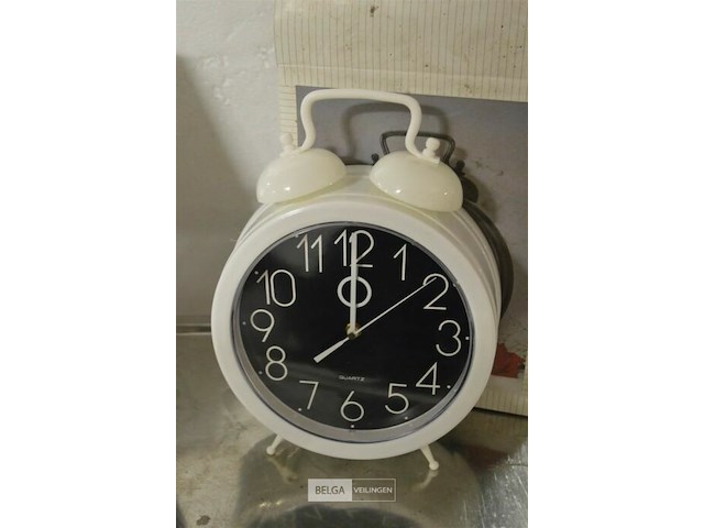 2 wekkers - afbeelding 3 van  3