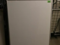 2 whiteboards - afbeelding 1 van  1