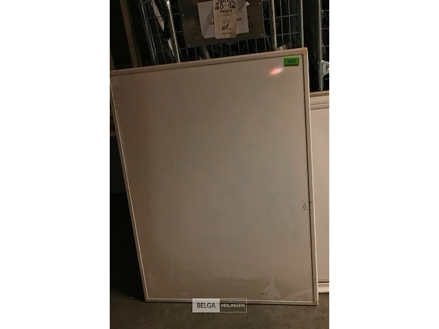2 whiteboards - afbeelding 1 van  1
