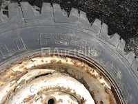 2 wielen voor pirelli fs40 bouwmachines