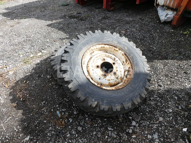2 wielen voor pirelli fs40 bouwmachines - afbeelding 2 van  7