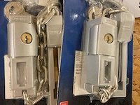 2 x afsluitbare deurketting - afbeelding 2 van  4