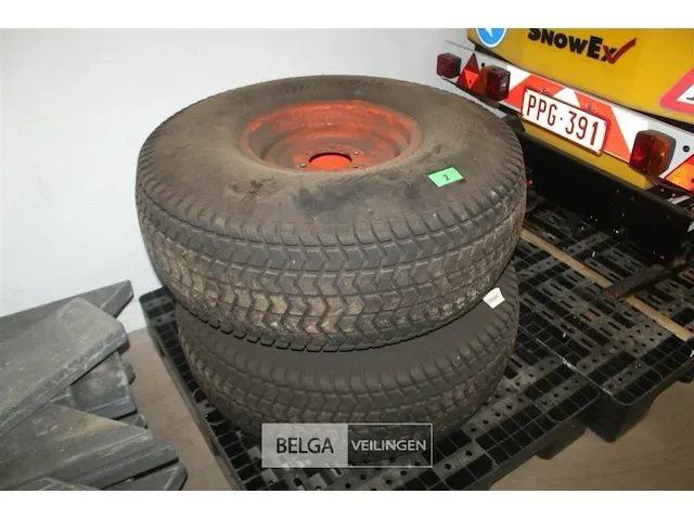 2 x band met velg bridgestone - afbeelding 1 van  5