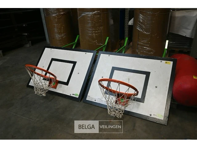 2 x basketbalring met bord en bevestiging - afbeelding 1 van  6