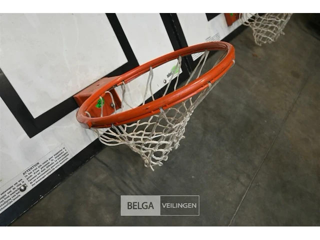 2 x basketbalring met bord en bevestiging - afbeelding 2 van  6
