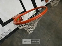 2 x basketbalring met bord en bevestiging - afbeelding 2 van  6