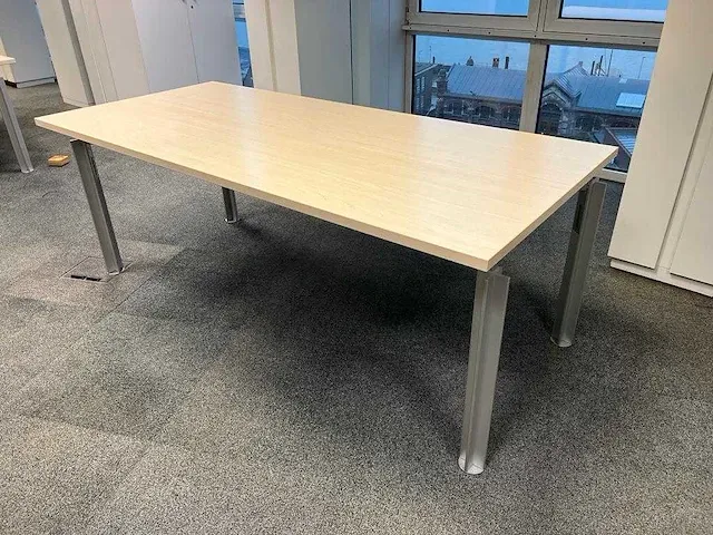 2 x bureau/tafel bulo - afbeelding 1 van  10