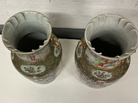 2 x chinese vazen met goudkleurige handvaten in dierenfiguur - afbeelding 2 van  4