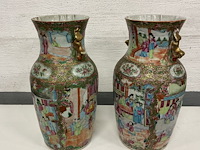 2 x chinese vazen met goudkleurige handvaten in dierenfiguur - afbeelding 3 van  4