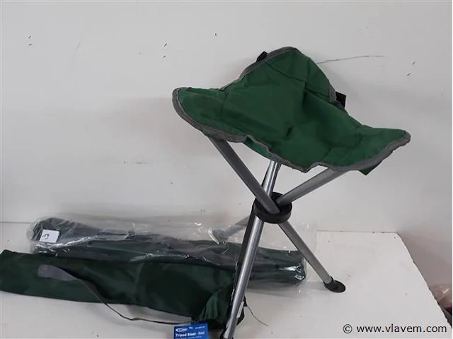 2 x driepoot stoel opvouwbaar - afbeelding 2 van  2