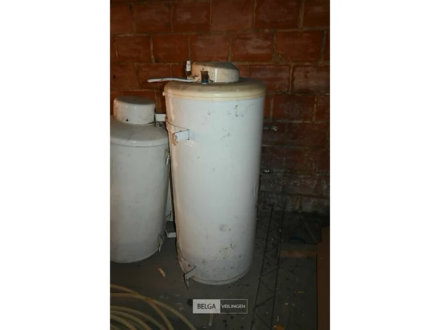 2 x elektrische boiler + verwarmingsketel - afbeelding 4 van  8