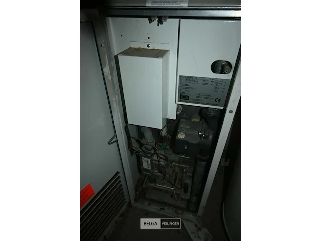 2 x elektrische boiler + verwarmingsketel - afbeelding 7 van  8