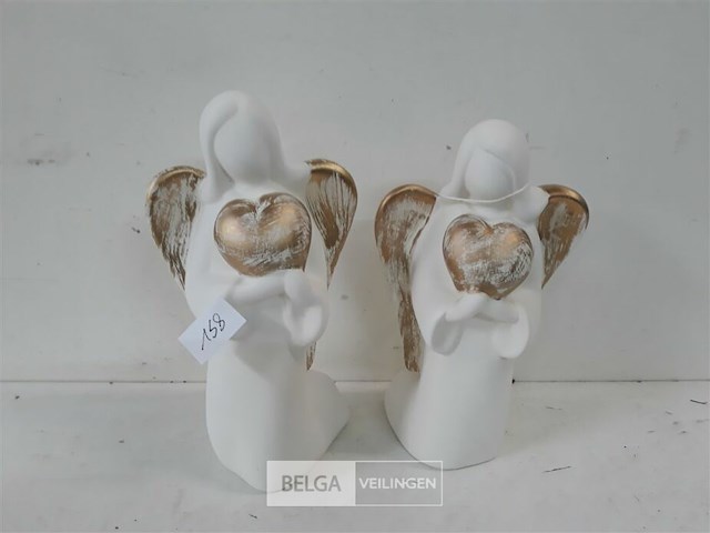 2 x engel keramiek knielend met hart - afbeelding 1 van  3