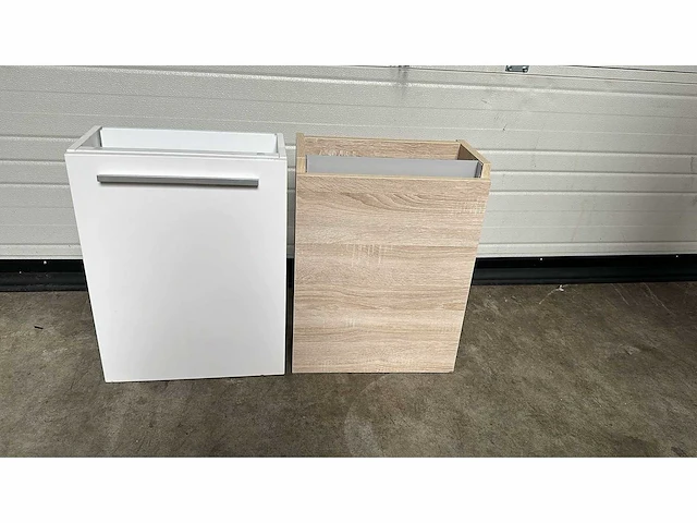 2 x fonteinkasten - zonder verpakking showroom model - bathroom cabinet - afbeelding 1 van  2