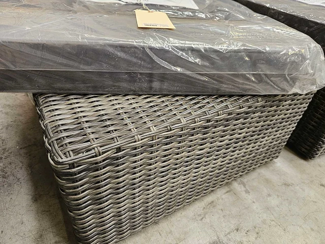 2 x garden prestige wicker lounge salontafel/ poef met kussen antraciet - afbeelding 2 van  6
