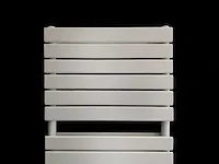 2 x h1760xb600 mat wit dubbele badkamerradiator farko - afbeelding 1 van  4