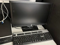 2 x hp desktop + scherm en toetsenbord - afbeelding 2 van  4