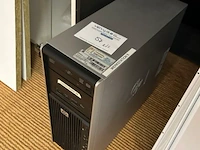 2 x hp desktop + scherm en toetsenbord - afbeelding 4 van  4