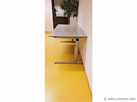 2 x in hoogte verstelbaar bureau ahrend 500 - afbeelding 3 van  4