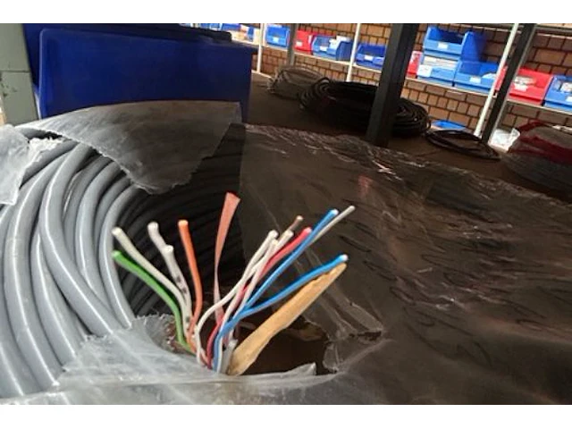 2 x kabel ong 300 m in totaal - afbeelding 5 van  5