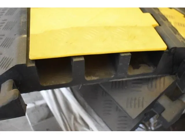 2 x kabelbescherming rubber - afbeelding 3 van  4
