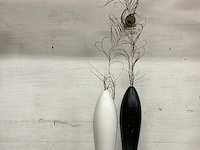 2 x keramische vazen zwart/wit