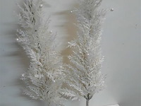 2 x kerstboom op voet wit 70 cm - afbeelding 2 van  3