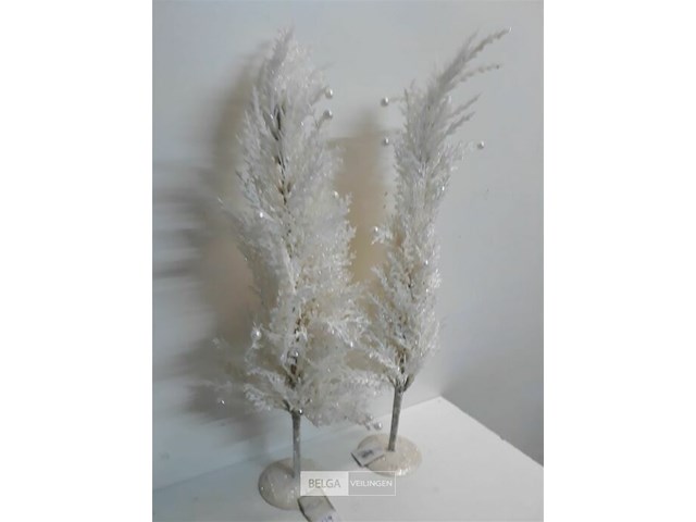 2 x kerstboom op voet wit 70 cm - afbeelding 3 van  3