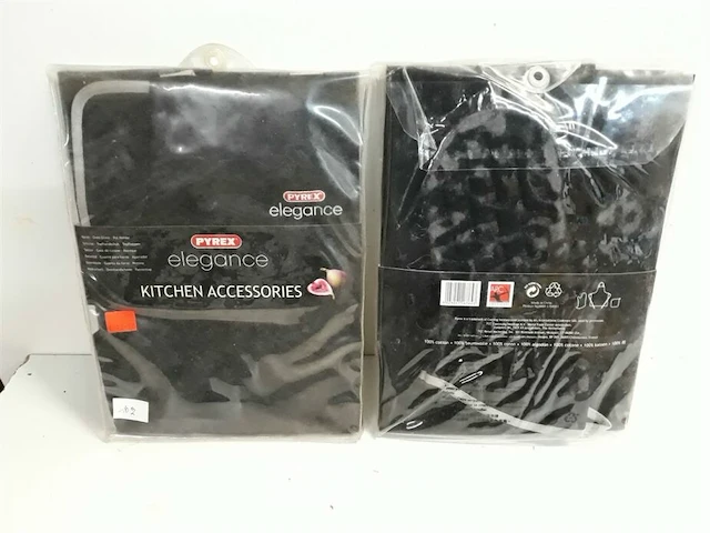 2 x keukenshort in set 3 delig pyrex - afbeelding 2 van  3