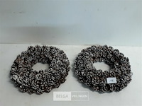 2 x krans tafeldeco met denneknoppen - afbeelding 2 van  3