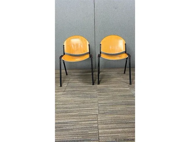 2 x lamm stoelen beuk - afbeelding 1 van  3