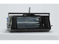 2 x lighting technology striker 2 125kw - afbeelding 2 van  2