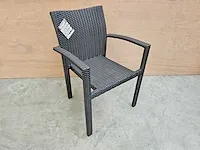 2 x luxury lounge stapelbare wickerstoel met arm brown - afbeelding 1 van  4
