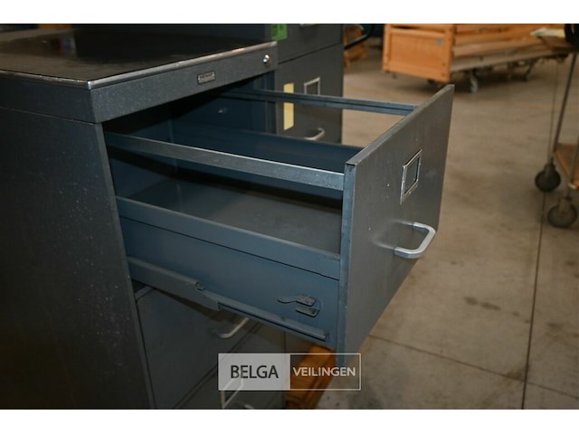 2 x metalen dossierkast - afbeelding 5 van  8