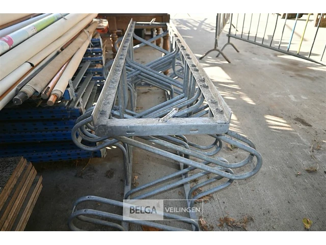 2 x metalen fietsrek - afbeelding 3 van  4