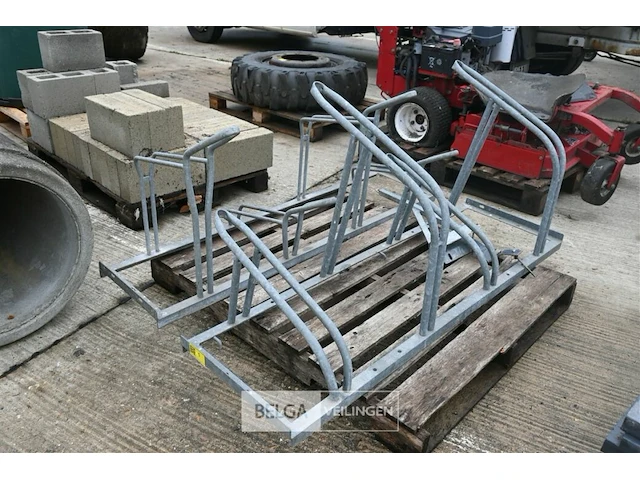 2 x metalen fietsrek - afbeelding 1 van  5