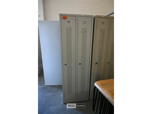 2 x metalen lockerkast voor 2 personen - afbeelding 2 van  5