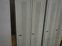 2 x metalen lockerkast voor 2 personen - afbeelding 2 van  4