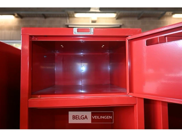 2 x metalen lockerkast - afbeelding 3 van  5