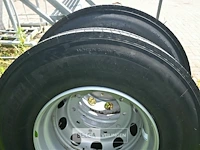 2 x michelin vrachtwagenband + velg - afbeelding 2 van  7