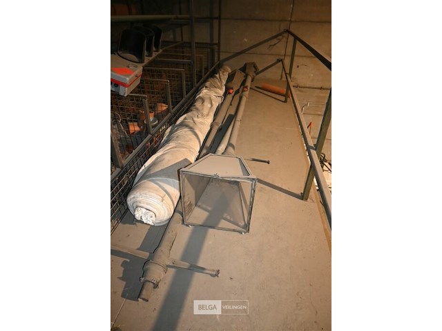 2 x oude lantaarnpaal - afbeelding 1 van  7