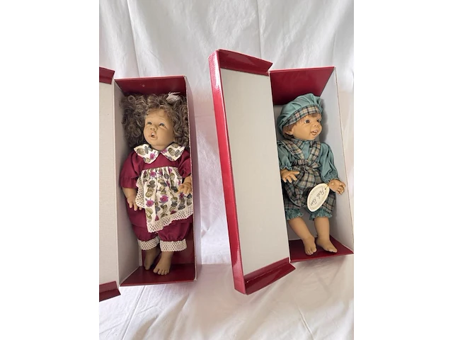 2 x pop paola reina - afbeelding 1 van  4