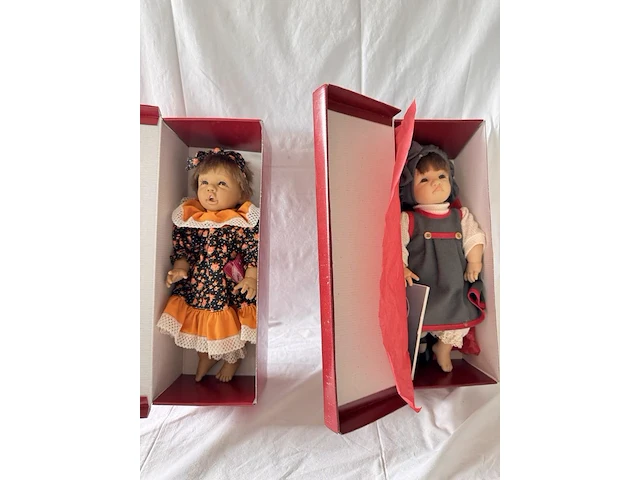 2 x pop paola reina - afbeelding 1 van  4