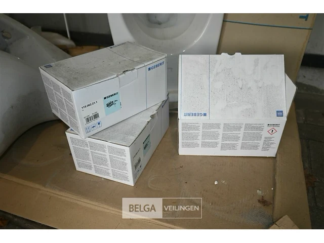 2 x porcher toilet + 3 x geberit toebehoren - afbeelding 6 van  9