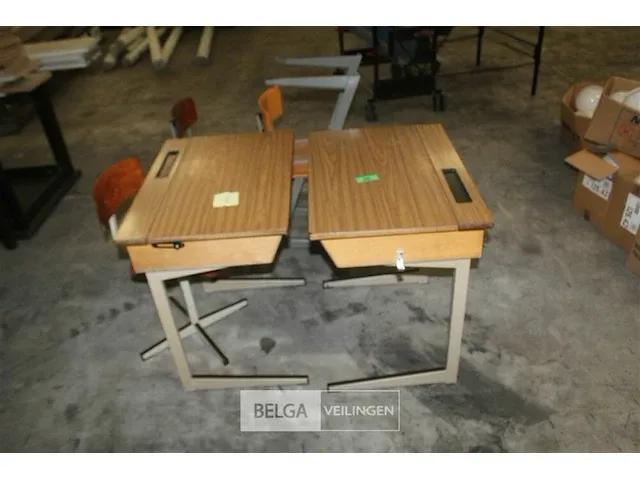 2 x retro schoolbank + 4 stoelen - afbeelding 2 van  5
