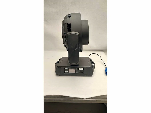 2 x robe robin cyclone (24x15w rgbw/8°-63°/integrated fan) - afbeelding 5 van  7