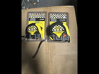 2 x rolmaat 5 en 7.5 meter